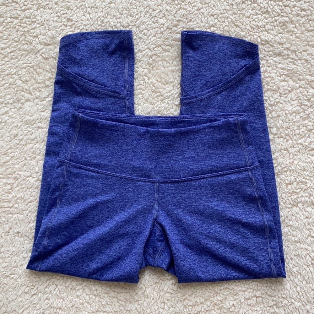 *NWOT* Old Navy Active Go-Dry Capri Leggings
